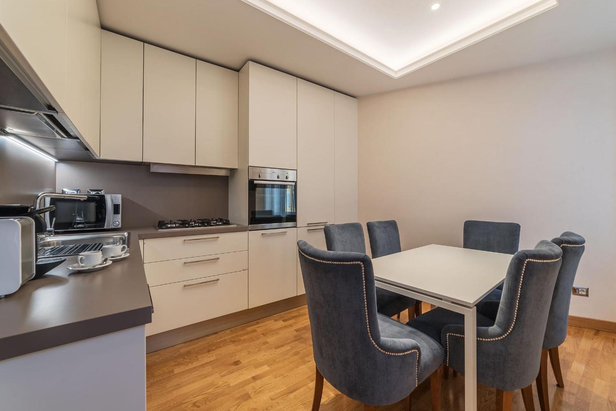 900 Apartments Lazio, Emilia & La Corte ローマ 部屋 写真