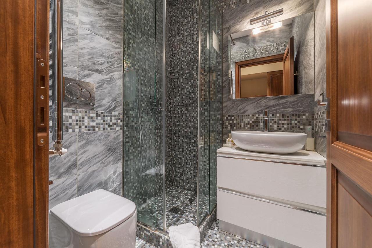 900 Apartments Lazio, Emilia & La Corte ローマ エクステリア 写真